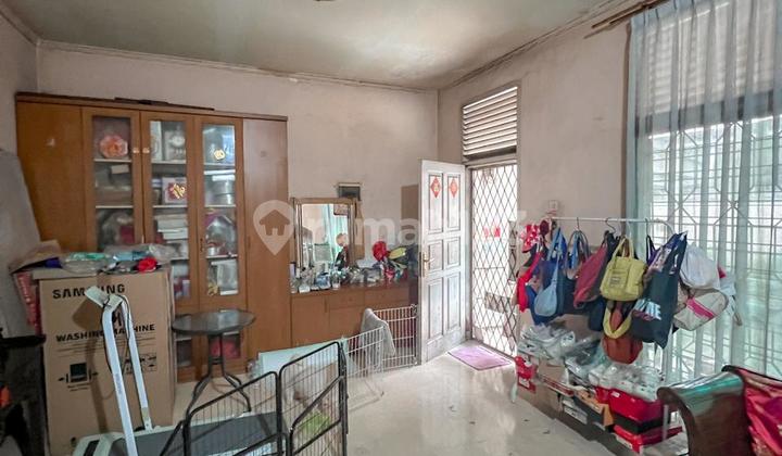 Tomang Blkg Hero, Hdp Timur Hitung Tanah 2