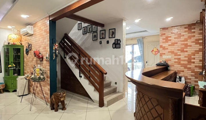 For Sale: Taman Ratu Kebon Jeruk House 2