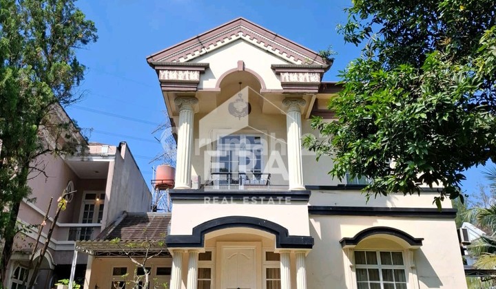 Yw. Dijual Cepat Rumah Bagus Legenda Wisata Cibubur Siap Huni Yw. Dijual Cepat Rumah Bagus Legenda Wisata Cibubur Siap Huni