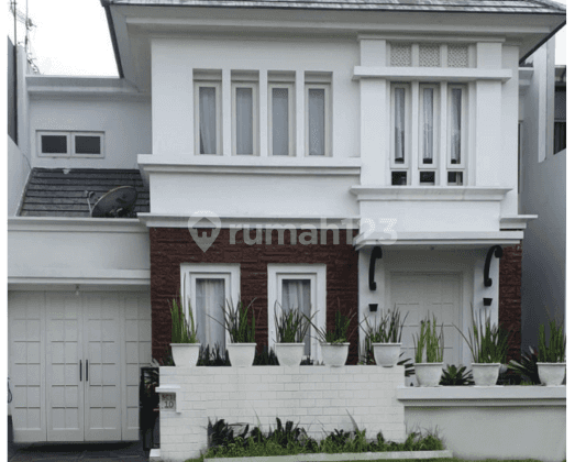 Turun harga!!!!Dijual Cepat Rumah Pinggir Jalan Utama Siap Huni Di Kota Wisata Cibubur 1