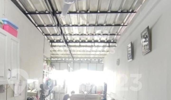 For Sale: 3-Story Shop House in Gerbang Sentul, Ready to Use 2