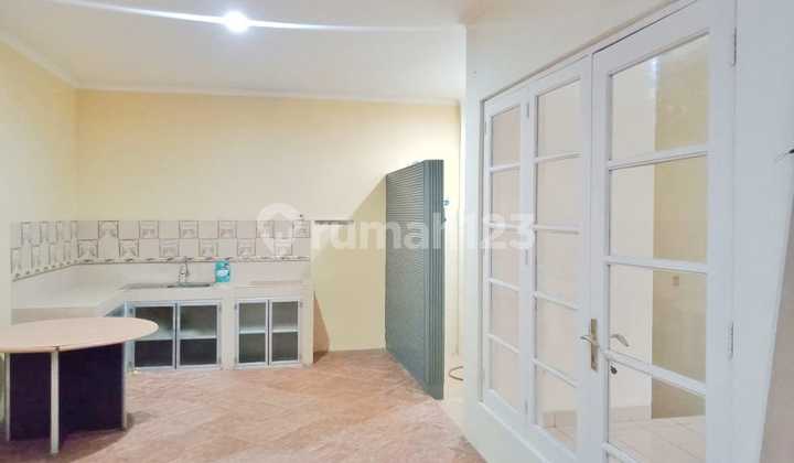 Sv. Dijual Cepat Rumah 2lt Rapih Kota Wisata SIap Huni   2