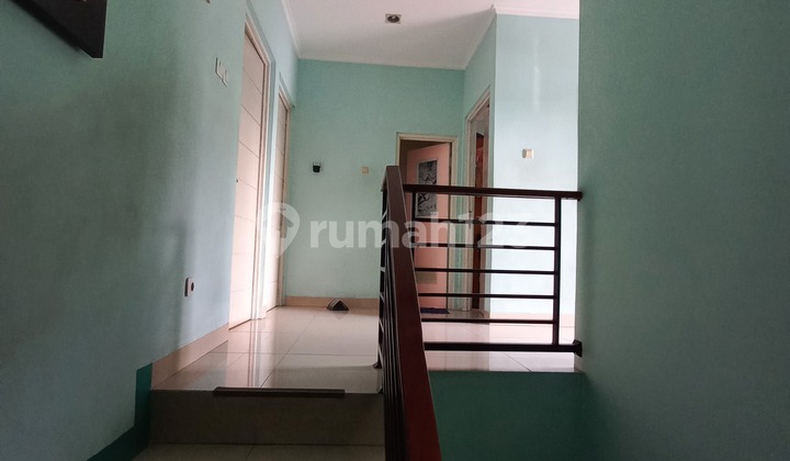 For Quick Sale. 2-Story Ready-to-Live-in House in Parih, Kota Wisata. 2