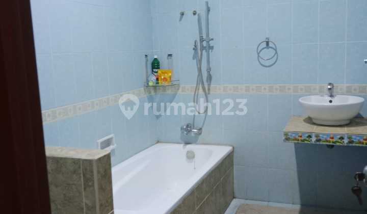 Dijual Cepat Rumah 2Lantai Siap Huni 2