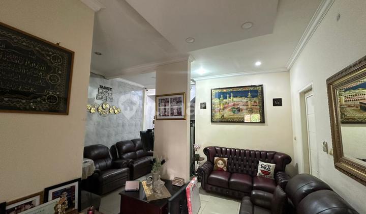 For Quick Sale: 3-Story House in West Pejaten - South Jakarta 2