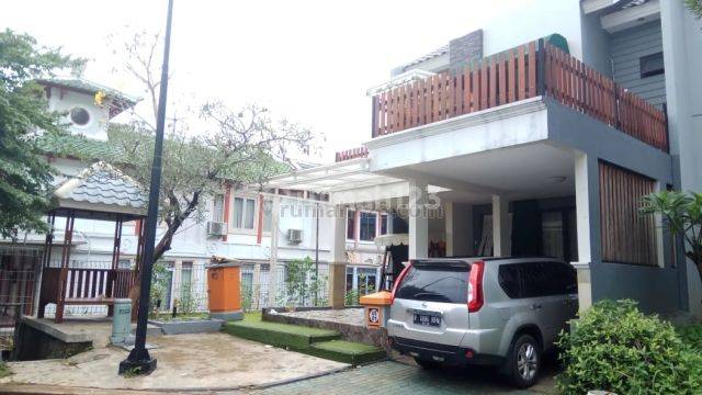 Dijual Cepat Rumah Legenda Wisata Rapih Siap Huni 2 Lantai  1