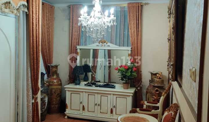 For Sale. Quick Sale 2-Story House in Kota Wisata Ready to Occupy