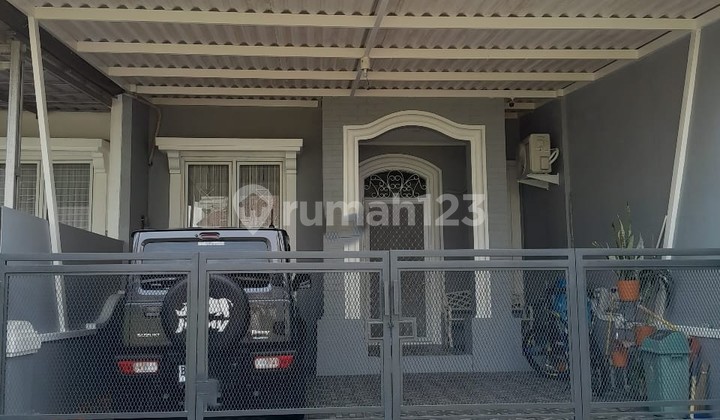 For Sale: Quick sale of a neat and beautiful 3-story ready-to-occupy house in Citra Grand Cibubur. For Sale: Quick sale of a neat and beautiful 3-story ready-to-occupy house in Citra Grand Cibubur.