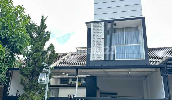 Ready-to-Occupy House Near Sumarrecon Bandung Ready-to-Occupy House Near Sumarrecon Bandung