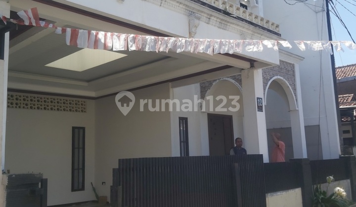 Rumah Eropa Classic Di Bandung Timur 2