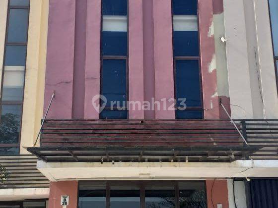 Ruko Bagus 3 Lantai Siap Huni Harga Murah 1