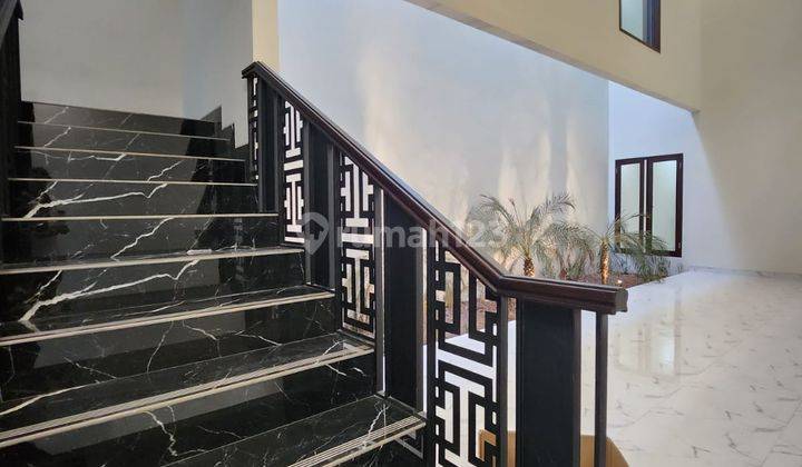 Rumah Mewah Brand New Siap Huni Harga Nego Bebas Banjir