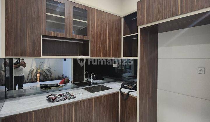 Rumah Mewah Brand New Siap Huni Harga Nego Bebas Banjir