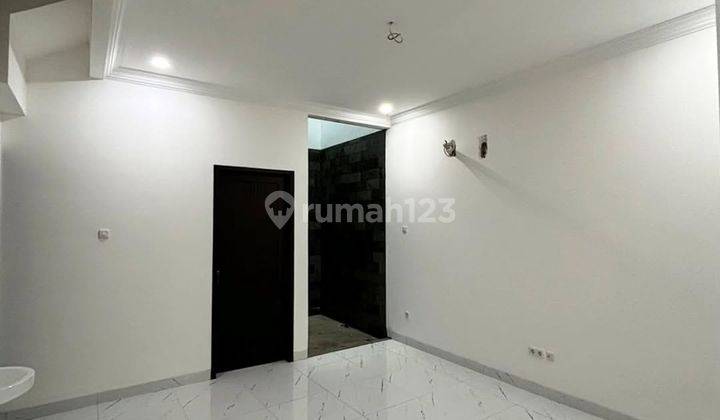 Turun Harga! Brand New House Siap Huni Jalan 2 Mobil 2