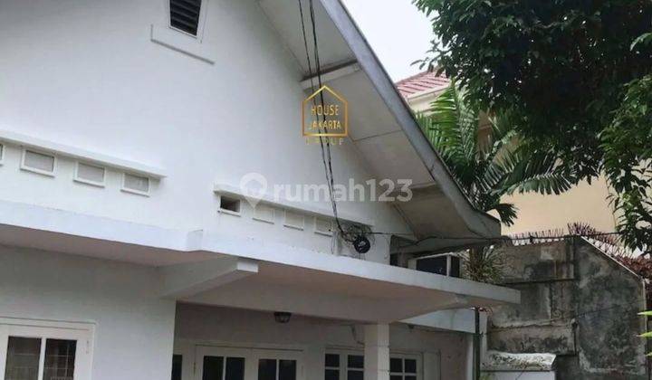 Rumah Lama Hitung Tanah Prime Area Jalan Lebar 2