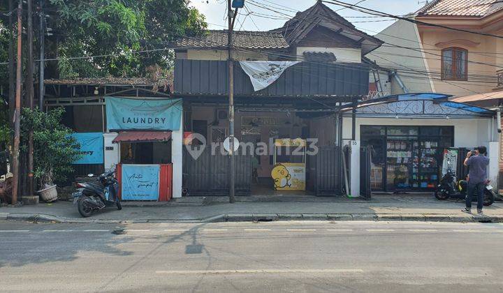 Murah! Dilelang Rumah Lama Hitung Tanah Jalan Lebar 1