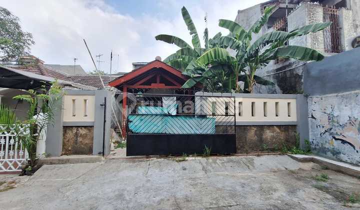 For Sale Cheap Material House in Harapan Indah Bekasi 2