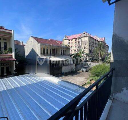 Rumah di Komplek Pelindo Cilincing Jakarta Utara 8