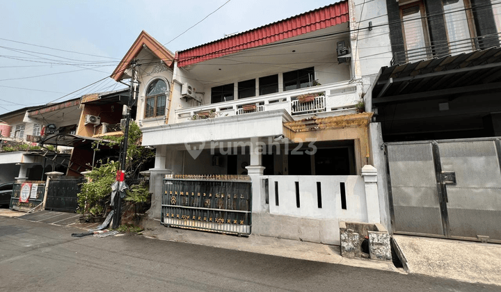 Dijual Rumah Siap Huni ada Furnish di Kayu Putih Tengah, Jakarta 1