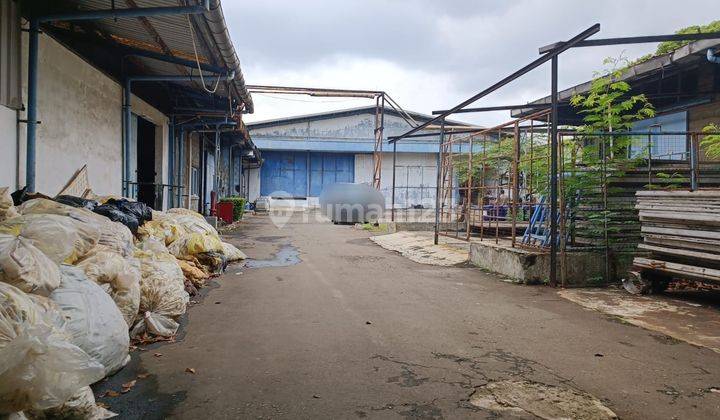 Disewakan Gudang Luas Lokasi Strategis di Jl Raya Bekasi 2