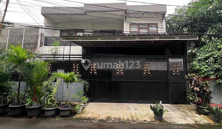 Dijual Murah Rumah di Komplek Exclusive Tebet Jakarta Selatan 1