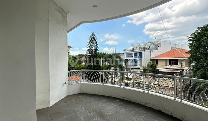 Rumah 2 Lantai, Bagus Dan Terawat di Jl. Margorejo Indah 13