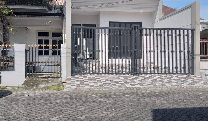 Rumah American Style Baru Gress, Siap Huni di Manyar Jaya Iv 2