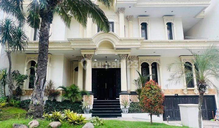 Rumah Siap Huni di Villa Bukit Regency 1 Full Furnish, Ada Kolam Renang 1