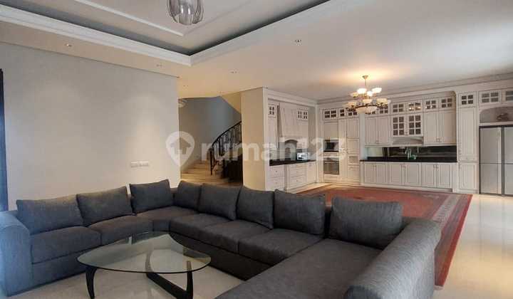 Rumah Mewah Kebayoran Baru Aman Tenang 8