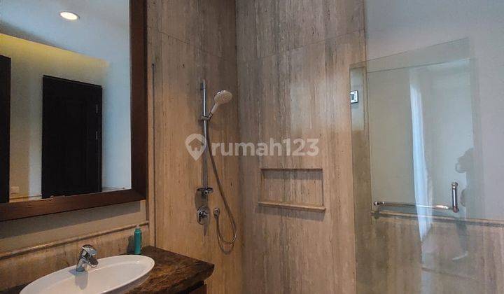Rumah Mewah Kebayoran Baru Aman Tenang 11
