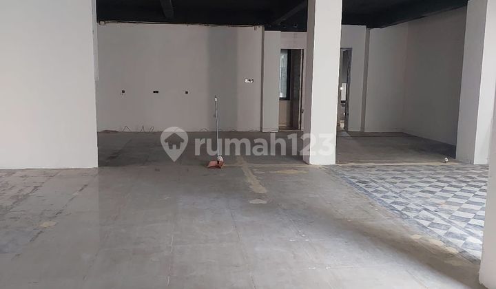 Business Space in Kebayoran Baru