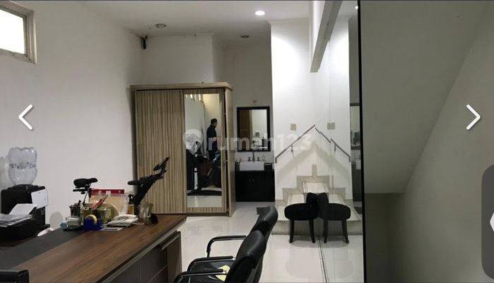 Dijual Ruko 3 Lantai di Suryo Raya Kebayoran Baru 2