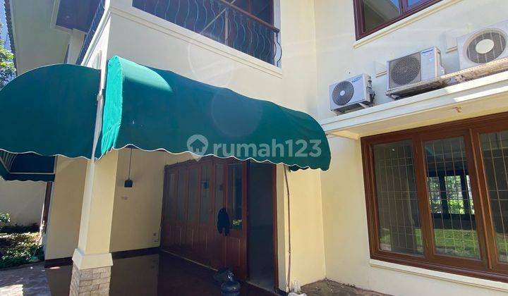 Rumah 2 Lantai Sudah Renovasi Semi Furnished Sertifikat Hak Milik di Jalan Raya Lenteng Agung, Jakarta Selatan 2