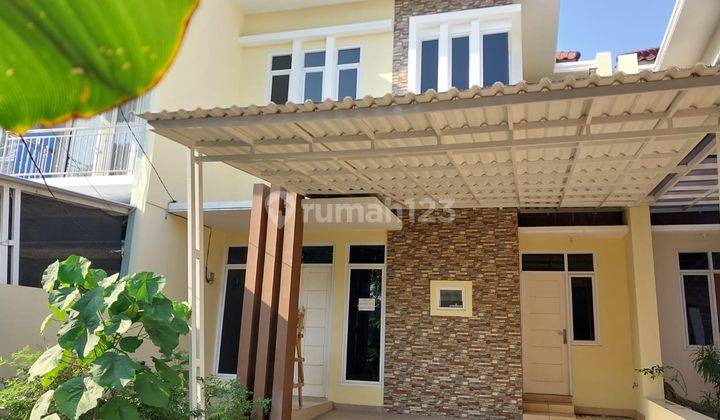 Rumah Bagus Semi Furnished SHM di Jurangmangu, Tangerang 1