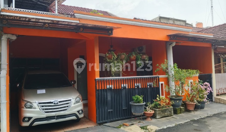 Ready-to-Occupy House in Sawangan Depok