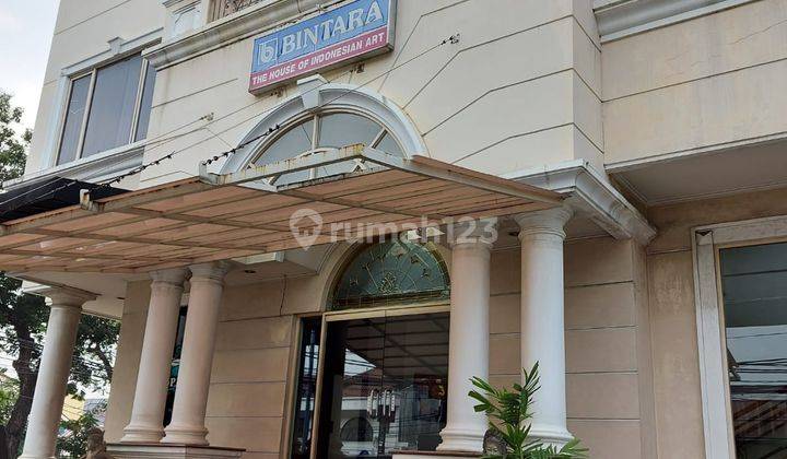 Ruang usaha di Bintara Art Gallery Wolter Monginsidi, Jakarta Selatan 1