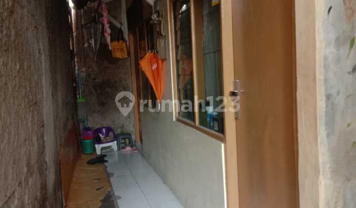 Quick Sale 5-Door Rental Unit in Rempoa 2