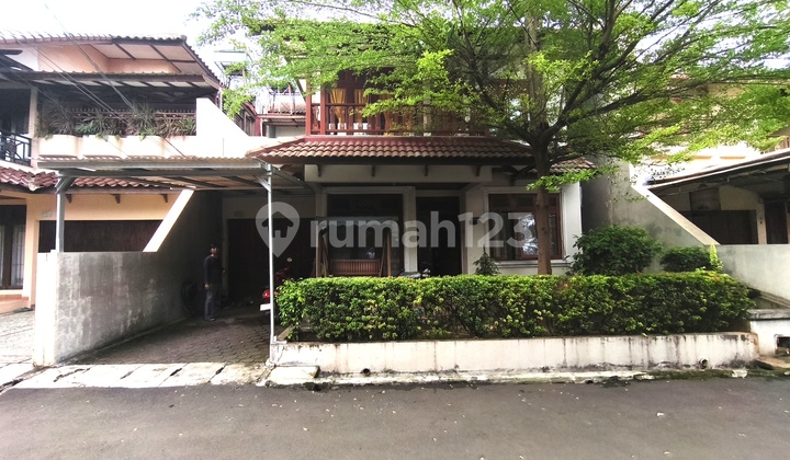 Rumah Dukuh 4+1 Kamar 231 m2 (11x21) Dua Lantai Selatan