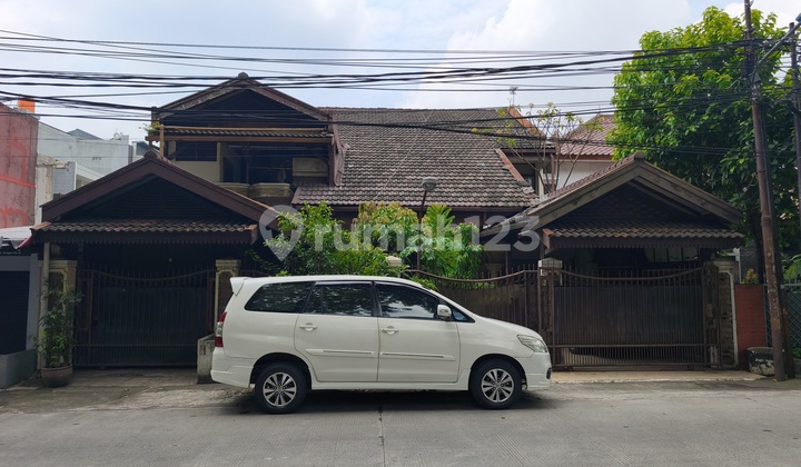 Rumah Rawamangun 3 Kamar 299 m2 (12x23) Barat