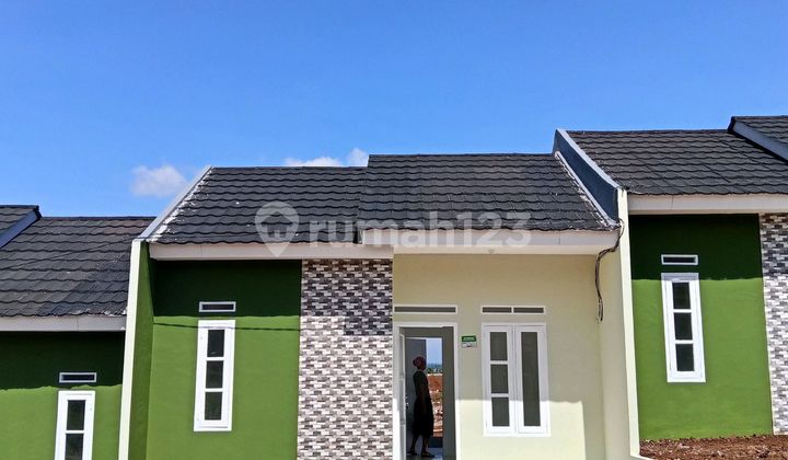 House for Sale Strategically Located Near Parungkuda Toll Gate