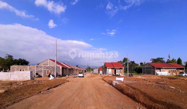 Rumah Murah Dekat Tol Cigombong, DP 0% Bisa KPR 2