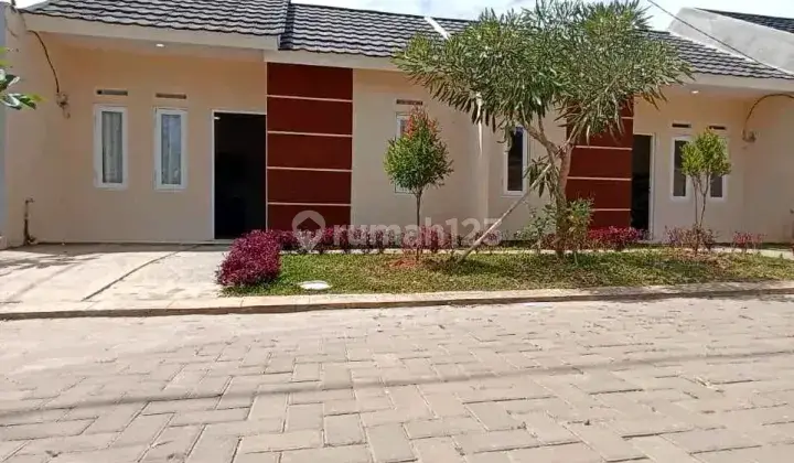 di Jl.syeh Moh Nawawi Al Bantani kp3b palima Curug kota serang Dkt kampus UIN 2 serang banten SHM 1