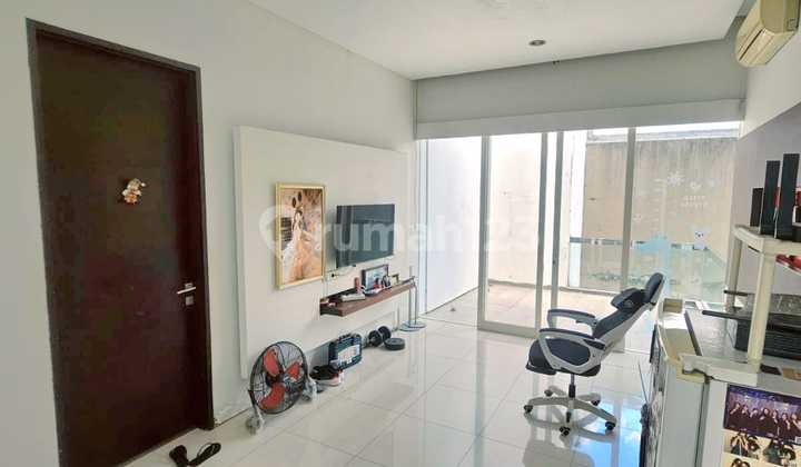 Dian Istana Fully Furnished House for Sale Cheap SHM can be KPR Graha 2