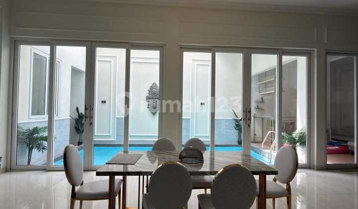 Beautiful House Imperial Golf Pakuwon Indah Private Pool Fully Furnished Beautiful House Imperial Golf Pakuwon Indah Private Pool Fully Furnished