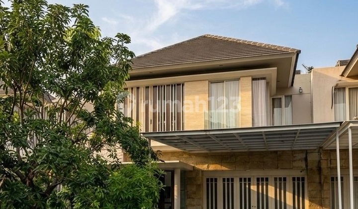 Rumah Wiyung Elit Royal Residence Crown Hill SHM Jual Cepat KPR 1