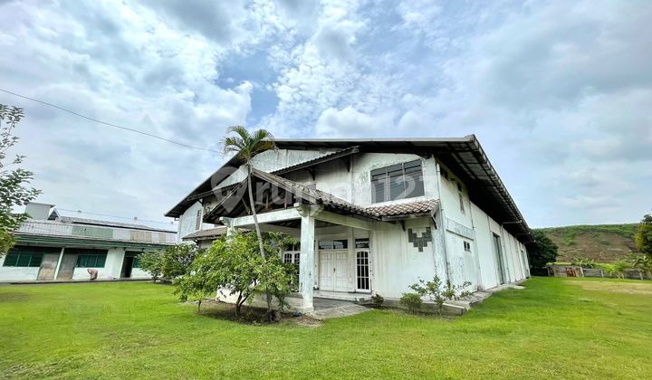 Ready-to-Use Warehouse in Driyorejo, Mastrip, Gunungsari with SHM and KPR