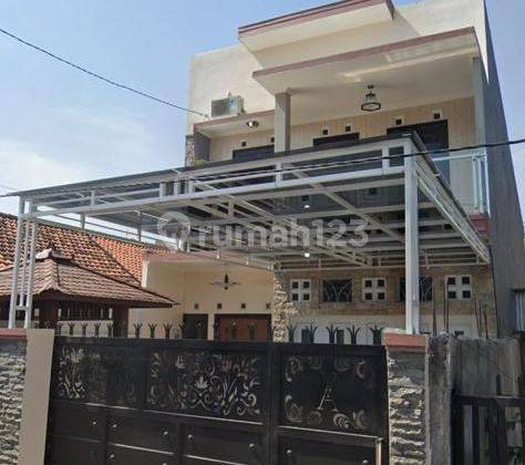 Rumah Mewah di Tembalang Full Furniture  1