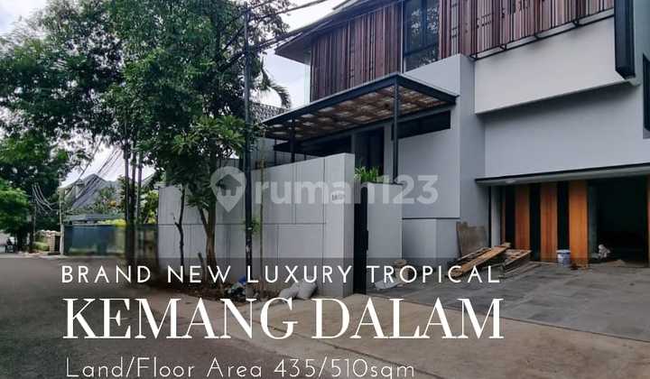 Luxury New Tropical House in Strategic Kemang Dalam Area South Jakarta Luxury New Tropical House in Strategic Kemang Dalam Area South Jakarta