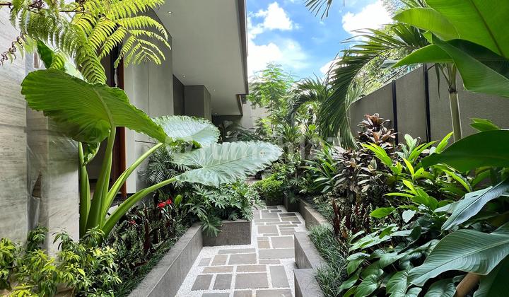 Rumah Baru Di Pejaten Barat Strategis Area Kemang Jakarta Selatan 2