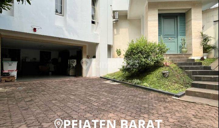 Rumah Cantik Terawat Dan Siap Huni Pejaten Semi Furnished, Ada Swimming Pool Dan Halaman 1